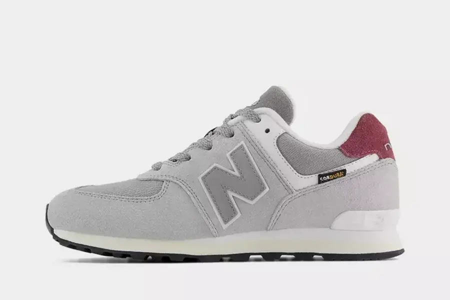 Yuk Intip Koleksi Sepatu New Balance Terbaru Untuk Wanita