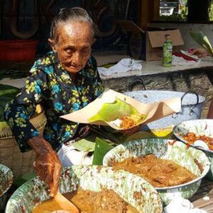Gudeg Mbah Lindu makanan legendaris di Jogja