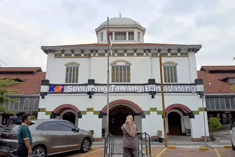 Stasiun Tawang, sumber: commons.m.wikimedia.org