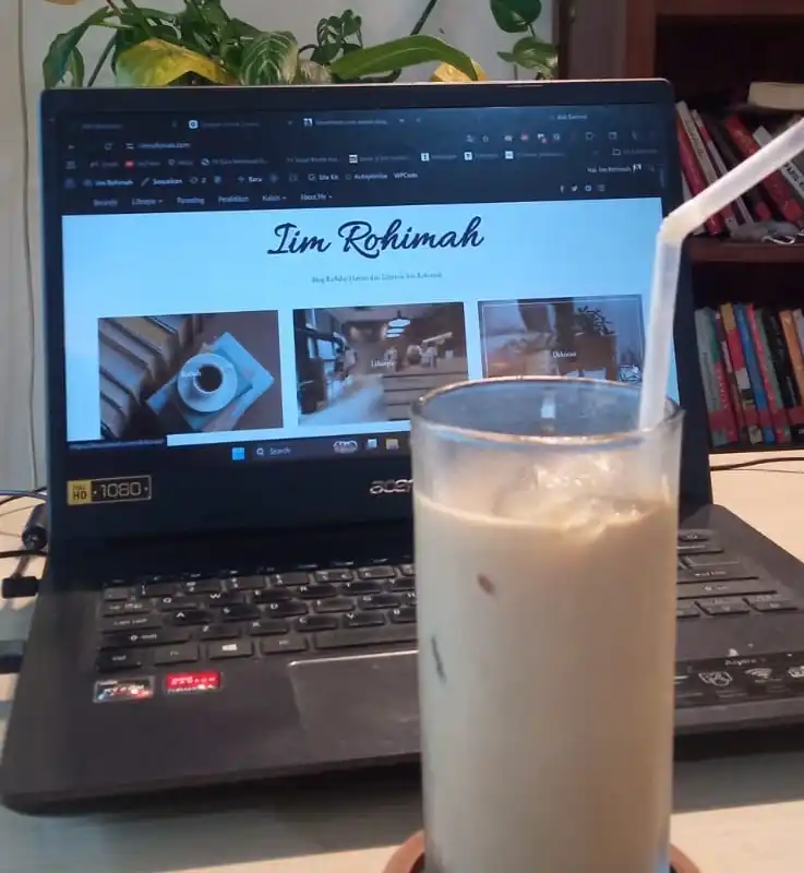 review cafe yang punya cemilan dan minuman enak di Purwokerto 