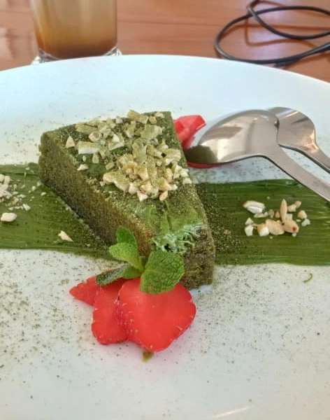 Brownies Matcha di Colony Social Space